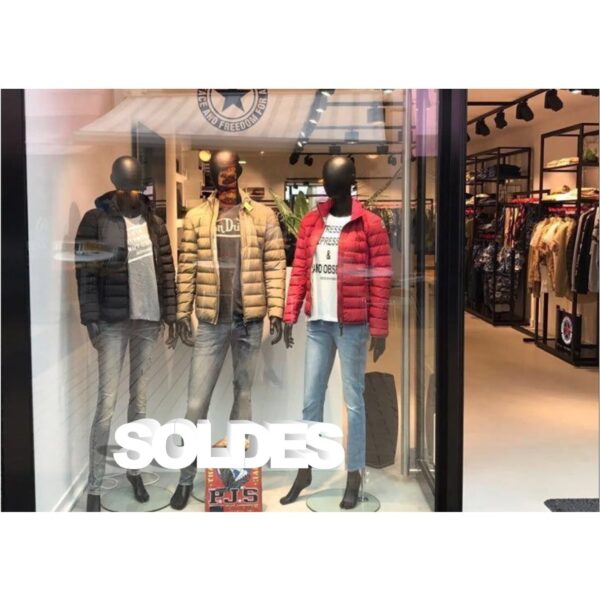 Texte SOLDES arial en polystyrène pour vitrine